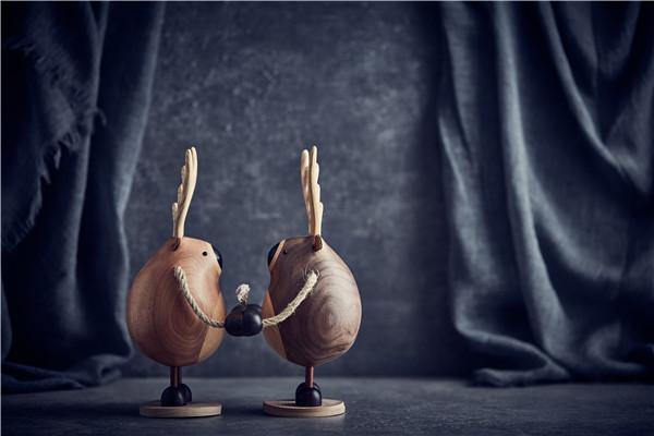 Sculpture Artisanale en Bois - Couple de Cerfs