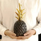 Sculpture d'Ananas Minimaliste avec une Finition Dorée