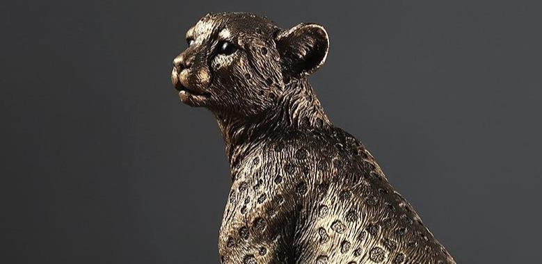 Statue de Guépard en Résine de Luxe pour la Décoration