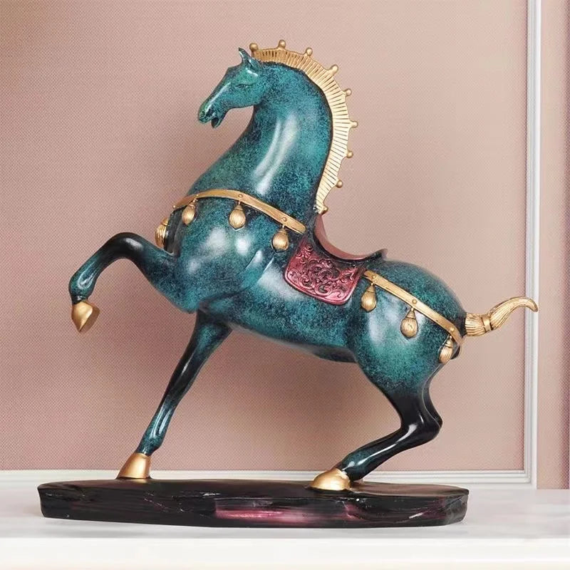 Sculpture Luxueuse de Cheval en Or