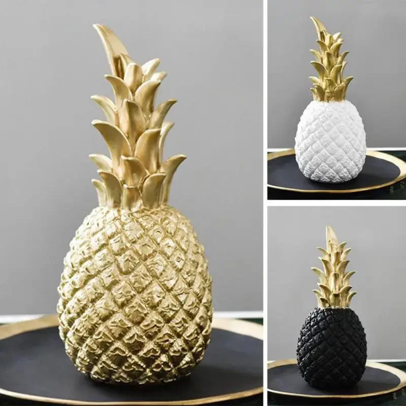 Sculpture d'Ananas Minimaliste avec une Finition Dorée