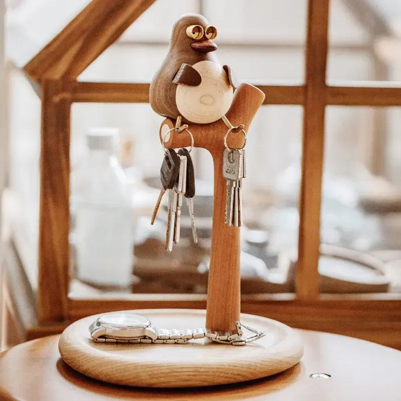 Sculpture Créative de Pingouin sur Branche en Bois